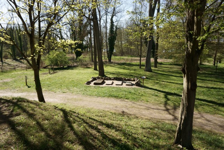 Lola Randl Der große Garten. Ein Osterspaziergang in